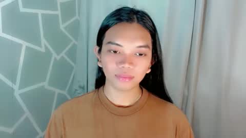 Selena online show from 03/22/26, 11:08