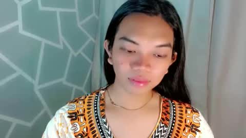 Selena online show from 04/22/26, 11:50