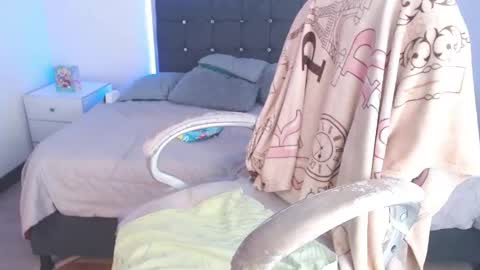 Selena online show from 03/06/26, 05:20