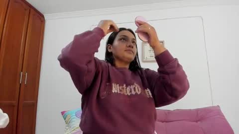 Karen online show from 04/17/26, 01:14