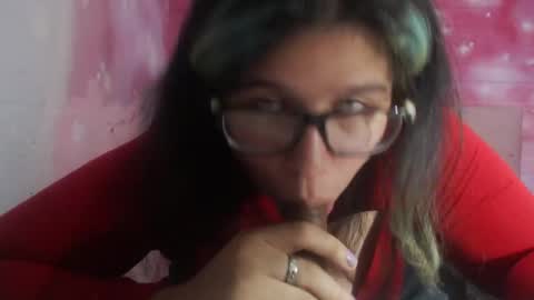 Selena Priscilla Blair Montenegro online show from 02/05/25, 07:18