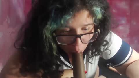 Selena Priscilla Blair Montenegro online show from 02/12/25, 07:02