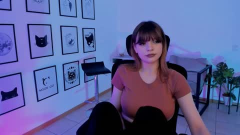 Selena ntmy online show from 03/05/25, 07:49