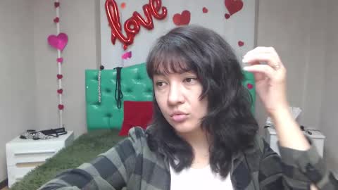 Snapshot of selenafly chatting on 09/12/25, 05:29 SelenaFly online show from 09/12/25, 05:29
