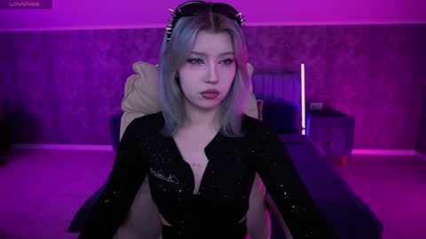 selenairis online show from 04/04/26, 08:39