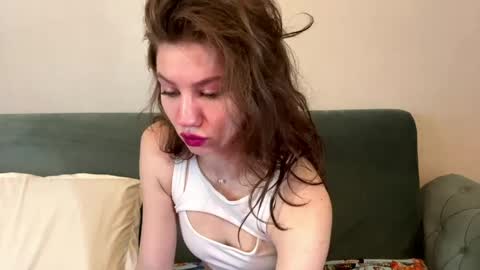 Snapshot of selenakiss_ chatting on 05/27/26, 03:36 Selena online show from 05/27/26, 03:36