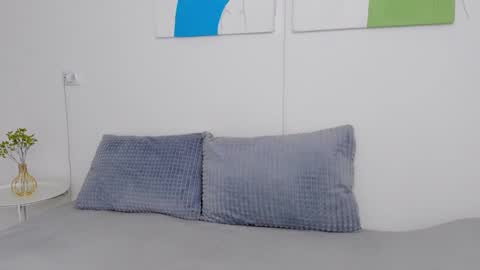 Selena online show from 10/29/25, 07:10