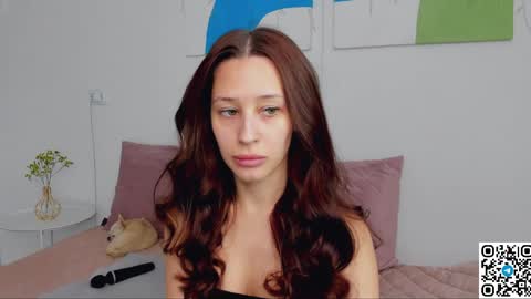 Selena online show from 04/09/26, 08:53