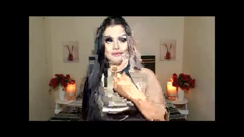 Selena online show from 04/24/26, 02:36