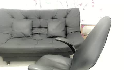 selene online show from 06/11/26, 06:39