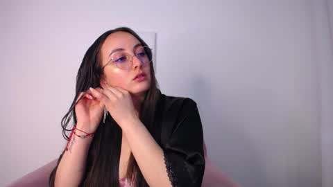 selene_swee online show from 05/21/26, 09:44