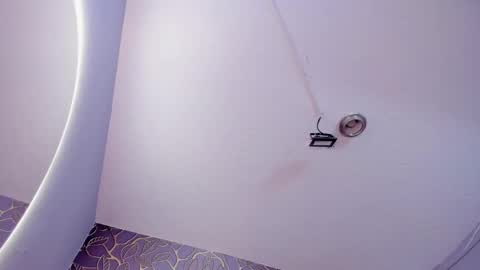 Selene online show from 02/10/25, 02:08