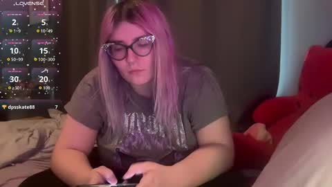 Selene online show from 02/15/26, 06:15