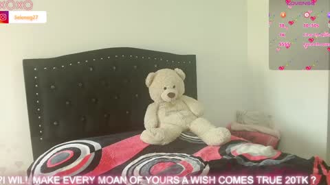 Selene G  online show from 01/16/25, 08:46