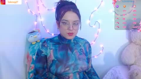 Selene G  online show from 05/09/26, 03:56