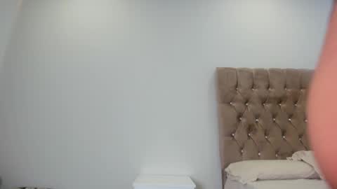 Selene online show from 10/02/25, 01:18