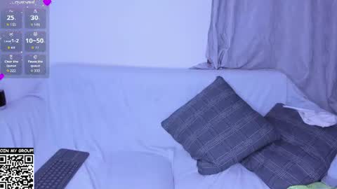 Snapshot of selenenoire chatting on 06/24/26, 02:32 Selene Noire online show from 06/24/26, 02:32