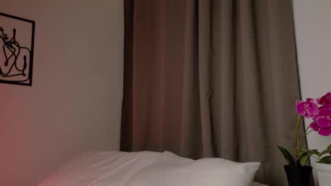 Selene Nova online show from 02/26/26, 06:07