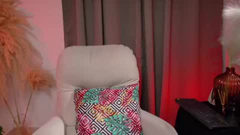Selene Nova online show from 07/14/26, 06:02