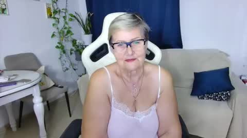 Selenna online show from 03/27/26, 06:18