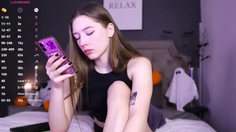 Selesta online show from 10/24/25, 04:14