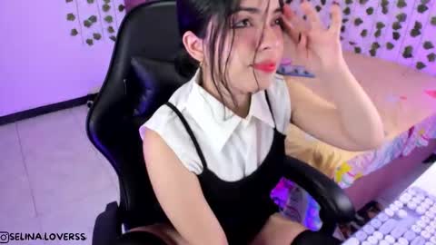 Selina online show from 11/10/25, 04:00