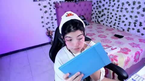 Selina online show from 12/03/25, 04:20