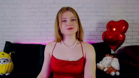 SelinSwarovski online show from 02/15/25, 04:34