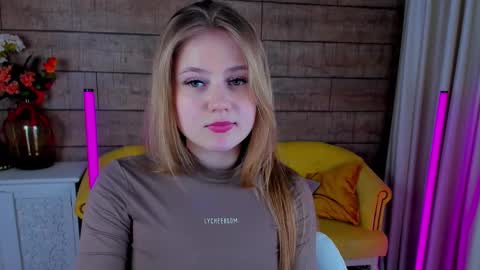 SelinSwarovski online show from 02/22/25, 11:13