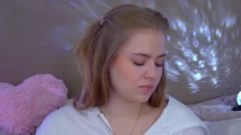 SelinSwarovski online show from 10/03/25, 06:16