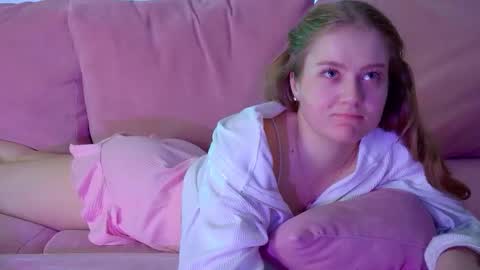 SelinSwarovski online show from 10/12/25, 09:08