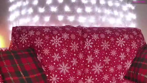 Snapshot of sellapink chatting on 12/21/24, 01:42 My name is Sella and im Bisexual online show from 12/21/24, 01:42