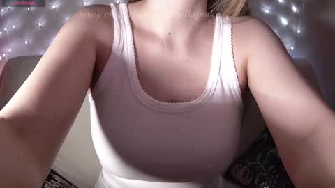 Snapshot of sellapink chatting on 01/27/25, 12:05 My name is Sella and im Bisexual online show from 01/27/25, 12:05
