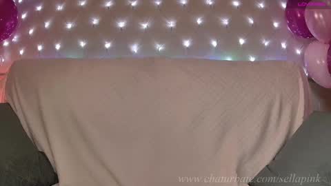Snapshot of sellapink chatting on 02/22/25, 09:56 My name is Sella and im Bisexual online show from 02/22/25, 09:56