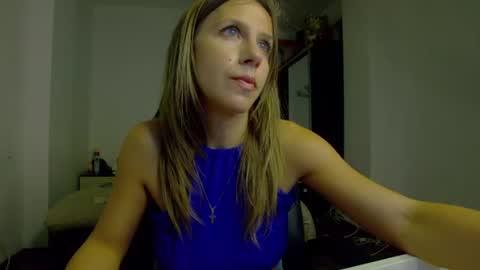 sellena_angel online show from 06/17/26, 03:46