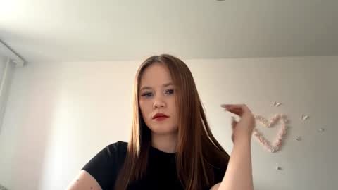 Lily online show from 06/30/26, 03:29
