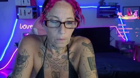 Snapshot of selvaggia_del_caribe chatting on 10/14/25, 04:52 Selvaggia Del Caribe online show from 10/14/25, 04:52