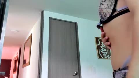 Selyn online show from 10/11/25, 02:59