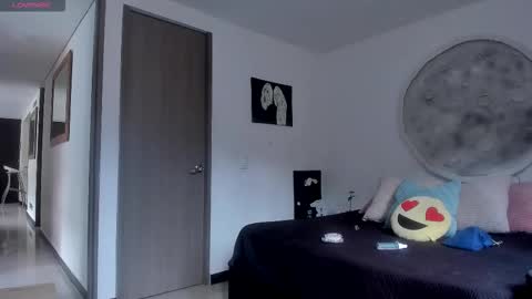 Selyn online show from 03/20/26, 06:02