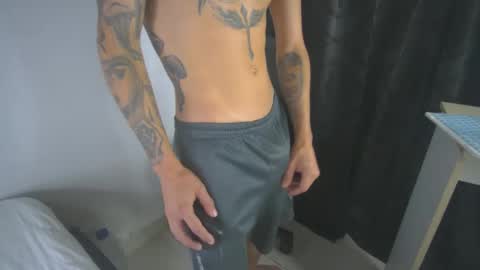 Snapshot of sem_alas chatting on 02/23/25, 01:57 sem_alas online show from 02/23/25, 01:57