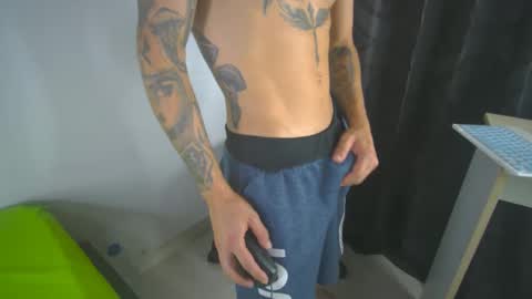 Snapshot of sem_alas chatting on 02/27/25, 01:48 sem_alas online show from 02/27/25, 01:48