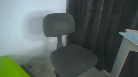 Snapshot of sem_alas chatting on 03/04/25, 01:45 sem_alas online show from 03/04/25, 01:45