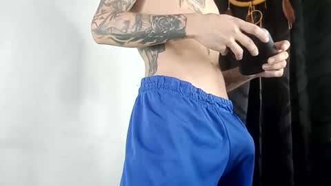 Snapshot of sem_alas chatting on 10/16/25, 01:39 sem_alas online show from 10/16/25, 01:39