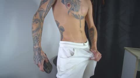 sem_alas online show from 04/23/26, 03:52