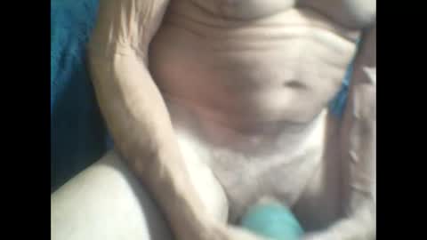 Snapshot of semajstretsa chatting on 11/09/25, 10:41 frederick online show from 11/09/25, 10:41