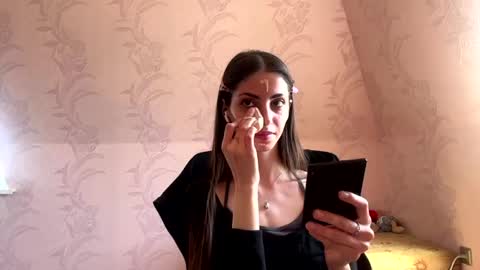 Ann online show from 04/17/26, 10:29