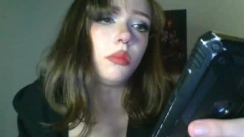 Snapshot of sendforesme chatting on 01/26/25, 01:31 goddess esme online show from 01/26/25, 01:31