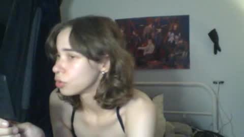 Snapshot of sendforesme chatting on 09/14/25, 12:10 goddess esme online show from 09/14/25, 12:10