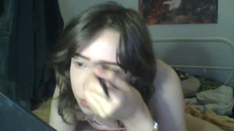 Snapshot of sendforesme chatting on 10/18/25, 12:02 goddess esme online show from 10/18/25, 12:02