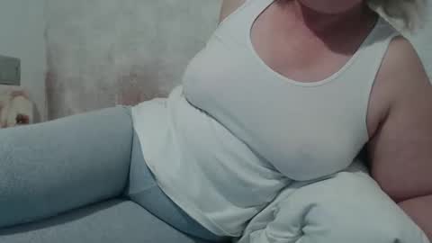 Lenna online show from 04/05/26, 04:42